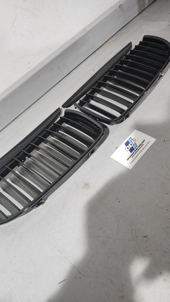 E90 pre LCI kidney grill GLOSS black